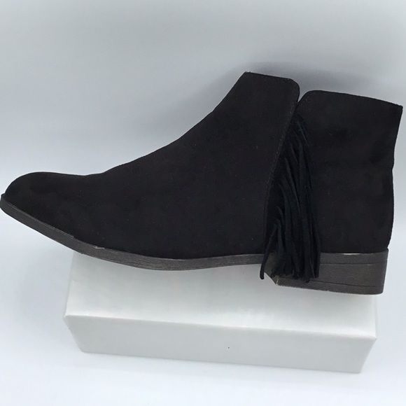 New Madden Girl black suede booties - Picture 3 of 7